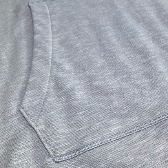 Under Armour sleeveless workout holdie- Small(loose) - Picture 9 of 11